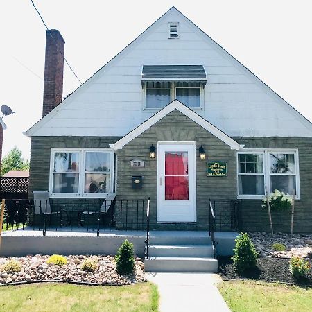 The Little Italy Of Niagara Falls Bed & Breakfast מראה חיצוני תמונה