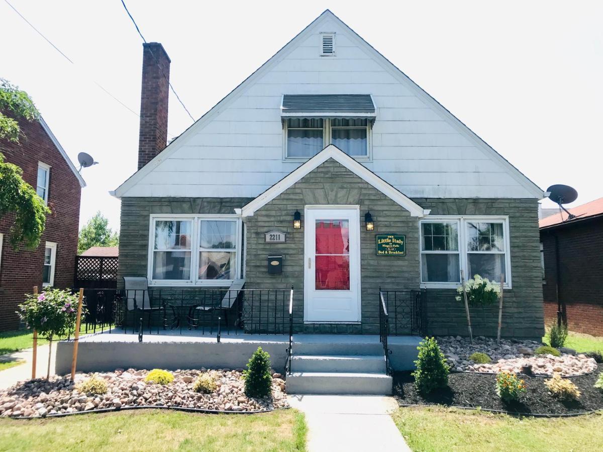 The Little Italy Of Niagara Falls Bed & Breakfast מראה חיצוני תמונה
