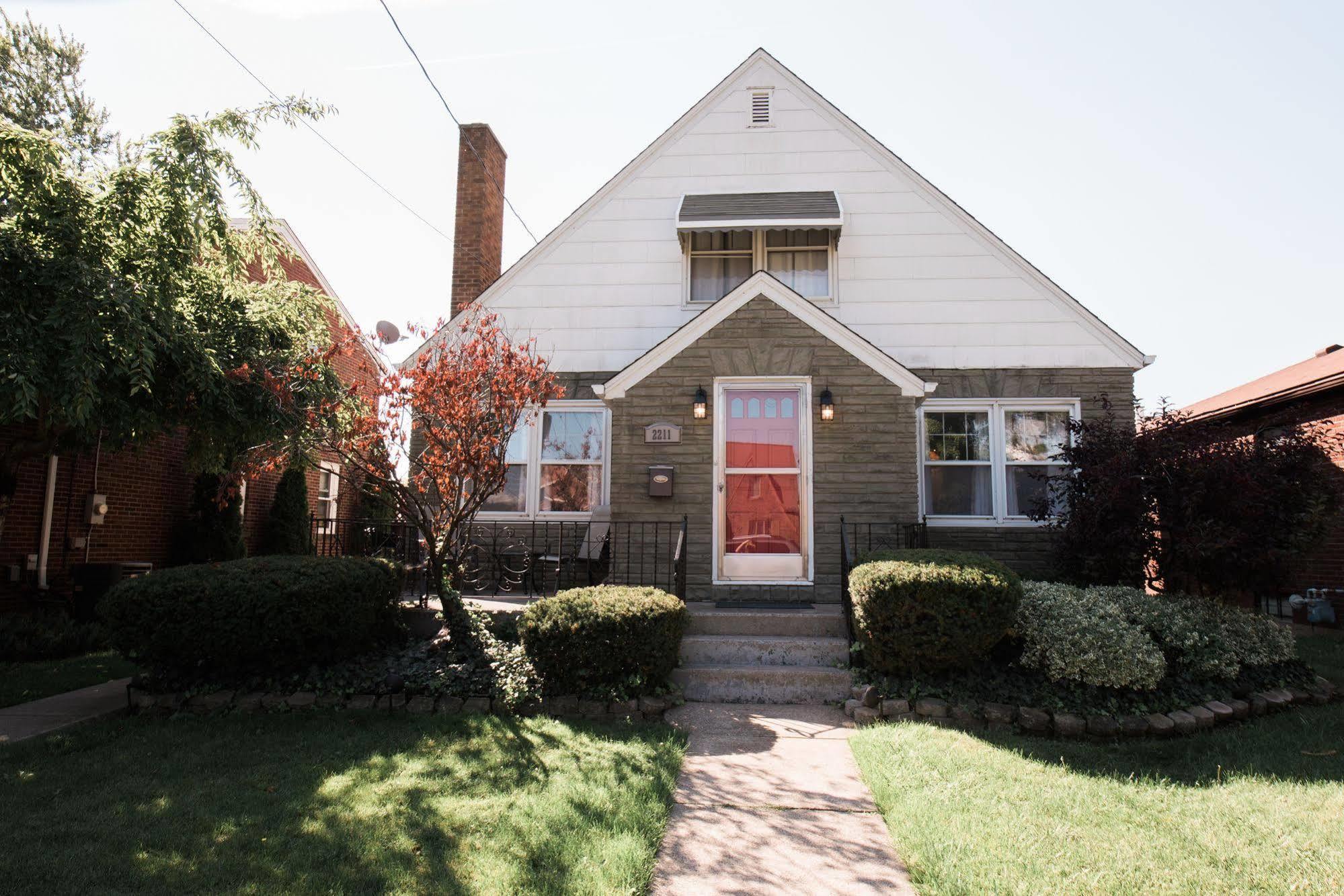 The Little Italy Of Niagara Falls Bed & Breakfast מראה חיצוני תמונה